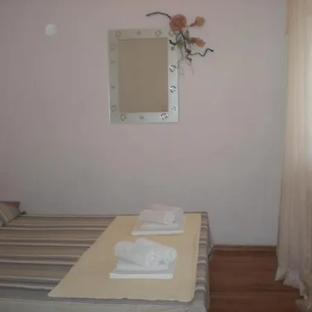 Prázdninový dům Seaside Family Friendly House With A Swimming Pool Puntinak, Brac - 767